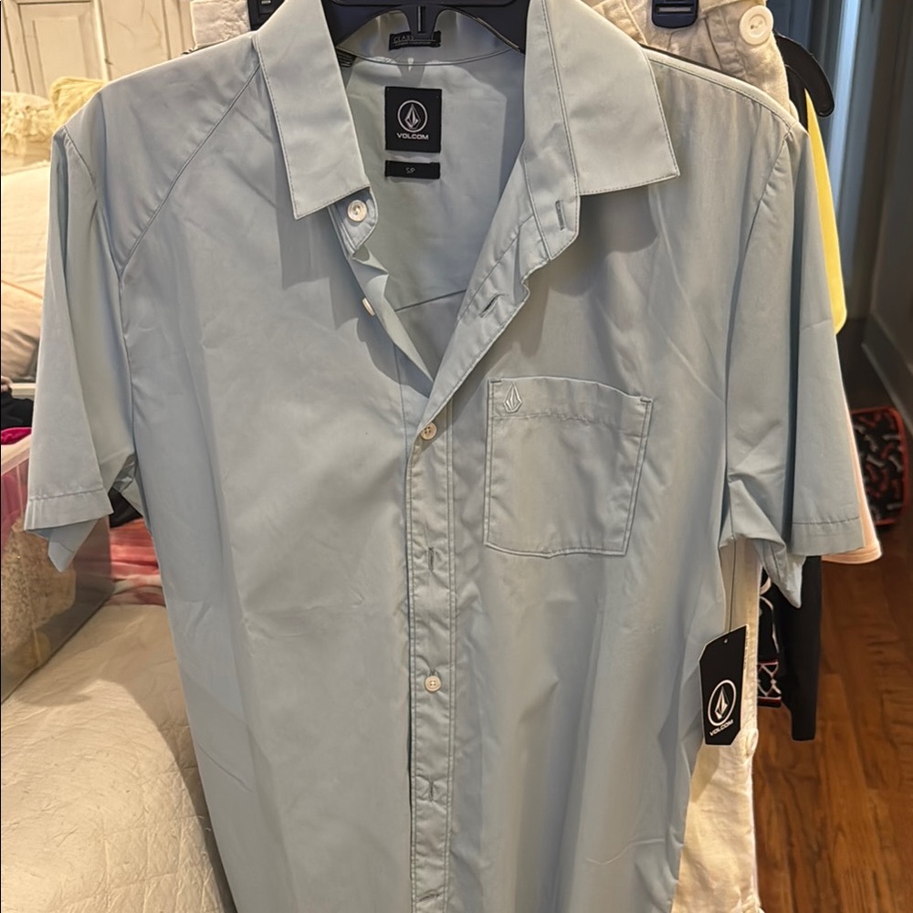 Volcom Men's Light Blue Shirt